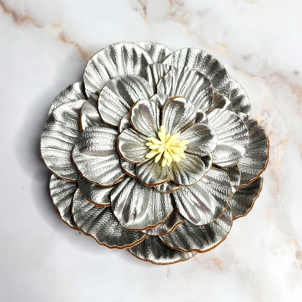 Leather camelia, gardenia flower brosh accessory silver